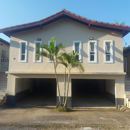 Casa Condominio 250M Praia Maranduba Wifi Churrasqueira Убатуба Экстерьер фото